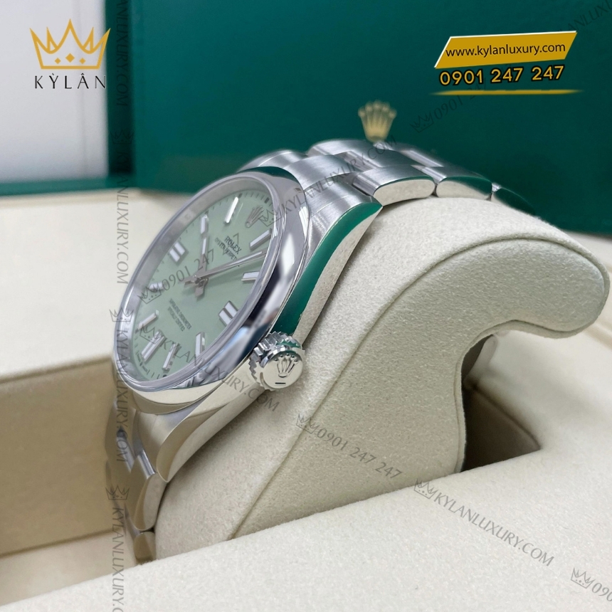Kỳ Lân Luxury dong ho rolex oyster perpetual 41 mat so xanh pistachio 134300 0006 9 Đồng hồ Rolex Oyster Perpetual 41 mặt số xanh Pistachio 134300-0006
