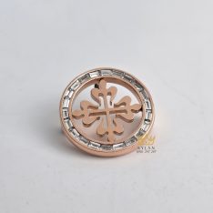Khóa hoa thị Patek Philippe đính kim cương
