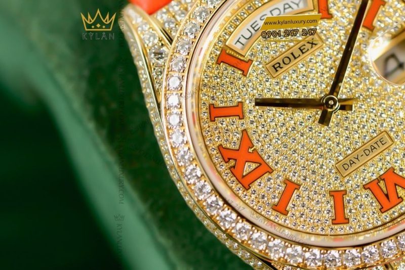 Đồng hồ Rolex Day-Date 36 mặt số pavé 128158RBR