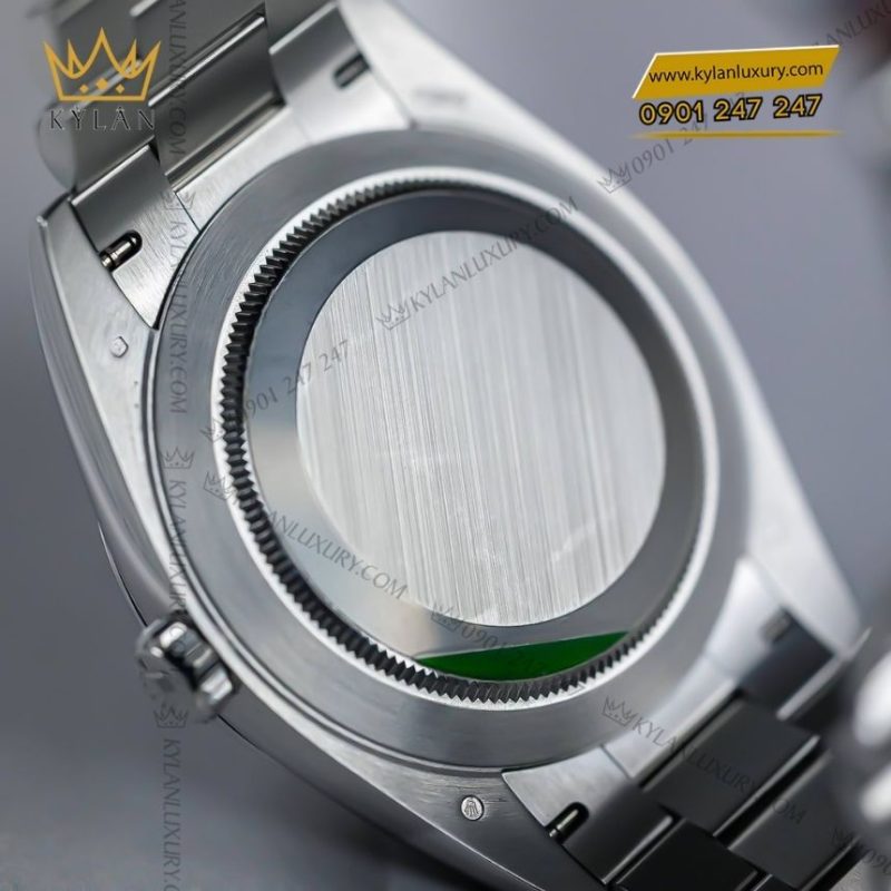 Đồng hồ Rolex Day-Date 40 mặt kim cương và sapphire 228236-0009