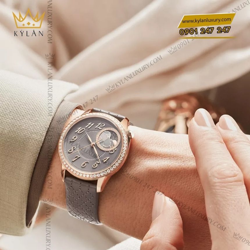 Kỳ Lân Luxury vacheron constantin egerie moon phase 37mm 8005f 000r b958 Đồng hồ Vacheron Constantin Égérie Moon Phase 37mm mặt số taupe 8005F/000R-B958