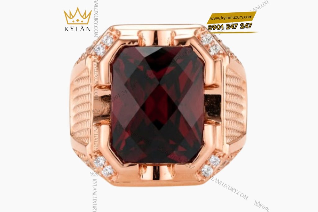 Nhẫn nam vàng hồng nguyên khối Au750 đính đá sapphire đỏ 3 Nhẫn nam vàng hồng nguyên khối Au750 đính đá sapphire đỏ