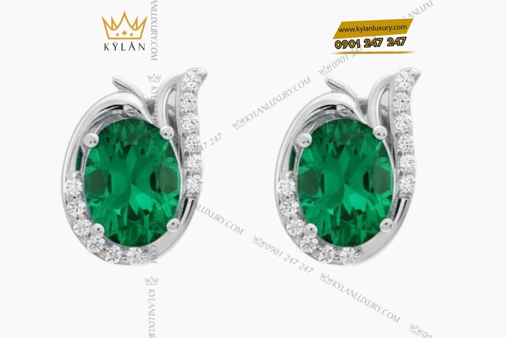 Bông tai vàng trắng Au750 đính kim cương và đá ngọc lục bảo 2 Bông tai vàng trắng Au750 đính kim cương và đá ngọc lục bảo