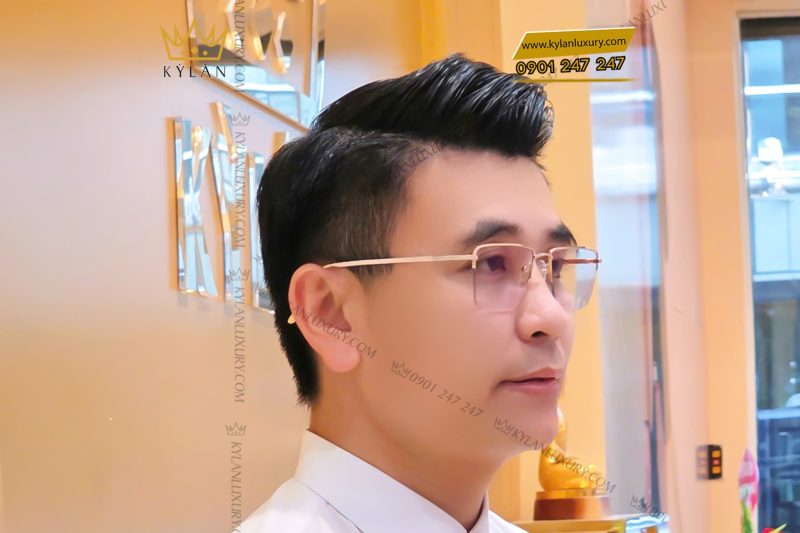 Mắt kính vàng hồng Au750 đính kim cương