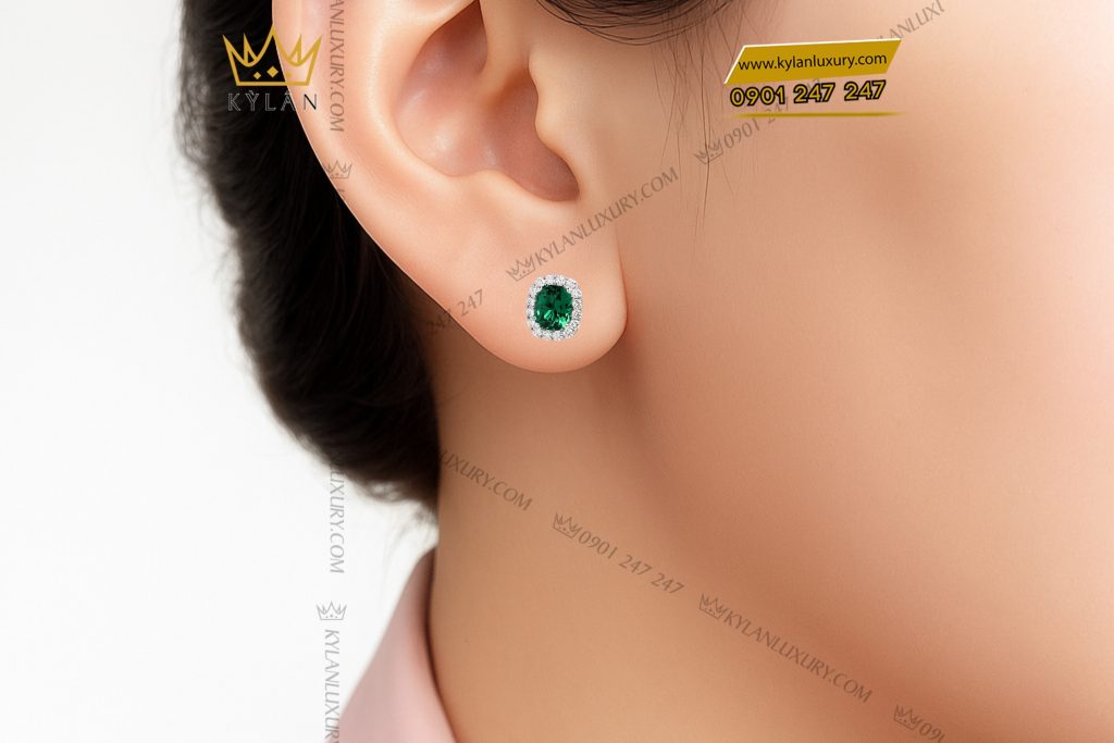 Kỳ Lân Luxury 14 Bông tai vàng trắng nguyên khối Au750 đính kim cương và đá ngọc lục bảo
