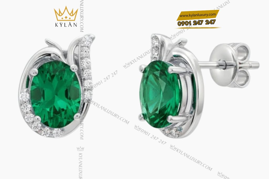 Bông tai vàng trắng Au750 đính kim cương và đá ngọc lục bảo 3 Bông tai vàng trắng Au750 đính kim cương và đá ngọc lục bảo