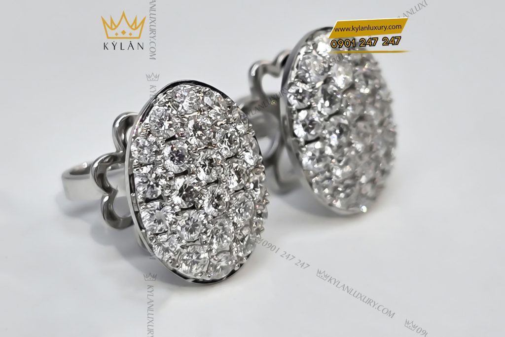 Bông tai hình oval vàng trắng Au750 đính kim cương