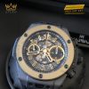 Dây cao su đen cấu trúc đôi và khóa gập ceramic đen của Hublot Big Bang Unico Ceramic Magic Gold 44mm mang lại sự thoải mái và tinh tế cho người đeo.