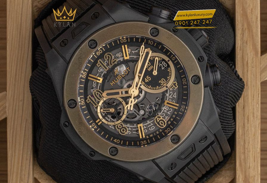 Vỏ ceramic đen kết hợp vành Magic Gold 18K của Hublot Big Bang Unico Ceramic Magic Gold 44mm tạo nên vẻ sang trọng và độ bền vượt trội.