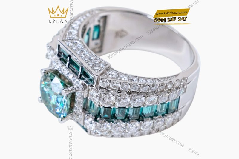 Nhẫn nam vàng trắng nguyên khối Au750 đính kim cương & đá xanh lục