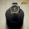 Mặt số skeleton đen mờ của Big Bang Unico Full Magic Gold 44mm phô diễn chuyển động tinh vi của bộ máy UNICO, thể hiện nét thẩm mỹ cơ học đặc trưng của Hublot.