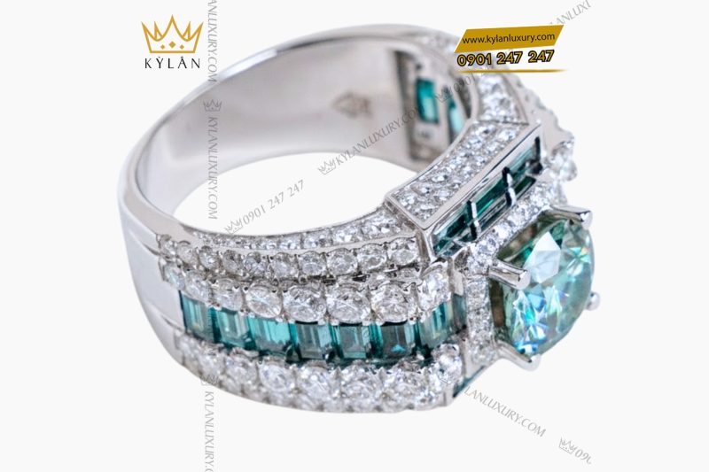 Nhẫn nam vàng trắng nguyên khối Au750 đính kim cương & đá xanh lục