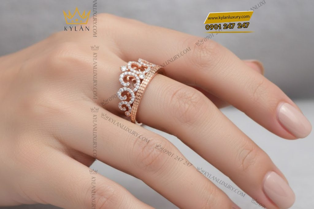 Kỳ Lân Luxury 6 108 Nhẫn nữ vương miện vàng hồng Au750 đính kim cương