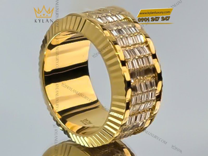 Nhẫn Rolex xoay vàng nguyên khối Au750 đính 5 hàng kim cương baguette
