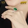 Nhẫn vàng trắng Au750 đính kim cương và đá ngọc lục bảo
