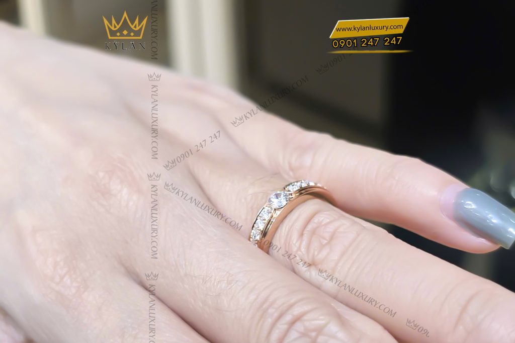 Kỳ Lân Luxury 7 68 Cặp nhẫn đôi vàng hồng nguyên khối Au750 đính kim cương