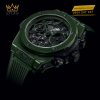 Vỏ và vành gốm xanh bóng của Hublot Big Bang Unico Dark Green Ceramic 42mm thể hiện vẻ đẹp sang trọng và mạnh mẽ.