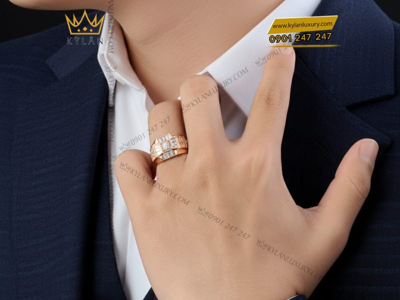 Nhẫn nam vàng hồng nguyên khối Au750 đính kim cương
