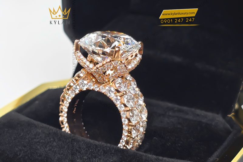 Nhẫn nữ vàng hồng nguyên khối Au750 đính viên kim cương chủ 15ly