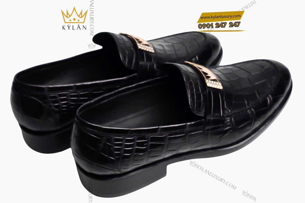 Giày nam da cá Alligator black đính logo vương miện vàng full kim cương 5 Giày nam da cá Alligator black đính logo vương miện vàng full kim cương