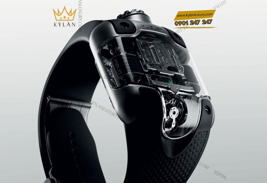 Mặt trước Hublot MP-10 với các trụ xoay anod đen hiển thị giờ, phút và năng lượng dự trữ cùng tourbillon nghiêng