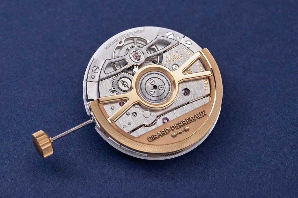 Kỳ Lân Luxury Dong ho Girard Perregaux Laureato Fifty4 Đồng hồ Girard-Perregaux Laureato Fifty