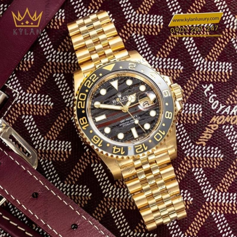 Đồng hồ Rolex GMT-Master II vàng kim Tiger Iron 126718GRNR-0002