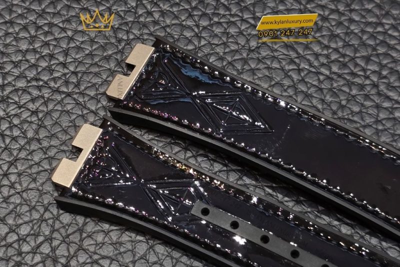Dây đồng hồ Hublot đen bóng