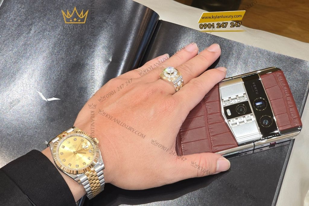 Kỳ Lân Luxury dien thoai vertu agent q amber brown 1tb 16 Điện thoại Vertu Agent Q Amber Brown 1TB