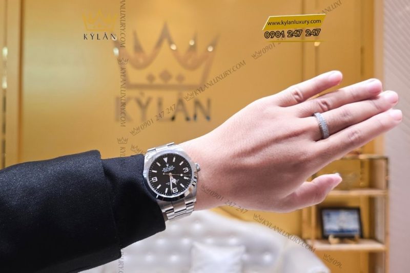 Đồng hồ Rolex Explorer 40 mặt số đen 224270-0001