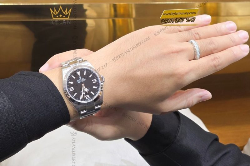 Đồng hồ Rolex Explorer 40 mặt số đen 224270-0001