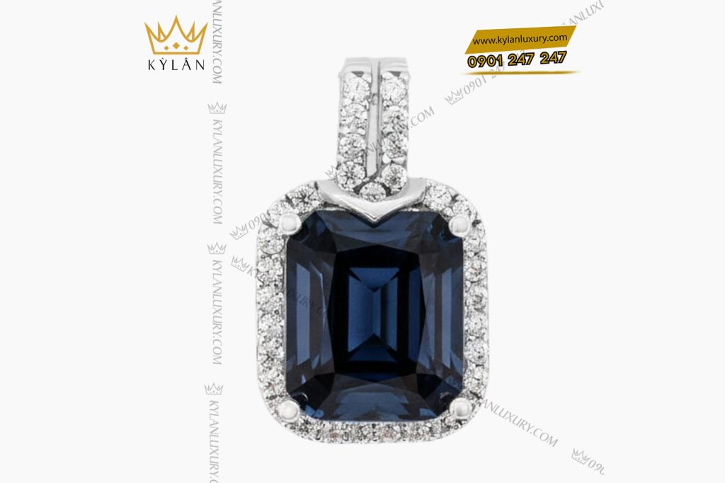Mặt dây chuyền vàng trắng Au750 đính đá sapphire xanh 3 Mặt dây chuyền vàng trắng Au750 đính đá sapphire xanh