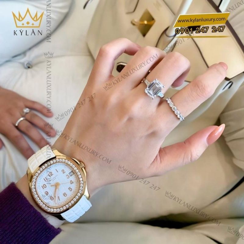 Đồng hồ Patek Philippe Aquanaut trắng ngọc trai 5268/200R-001