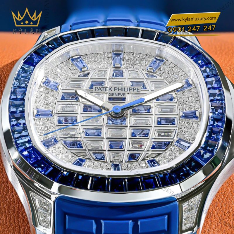 Đồng hồ Patek Philippe Aquanaut Luce kim cương đá xanh 5268/461G-001