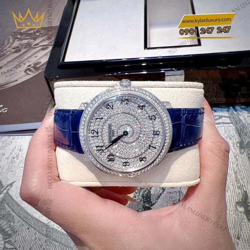 Kỳ Lân Luxury patek philippe calatrava 4978 400g 001 5 Đồng hồ Patek Philippe Calatrava kim cương 4978/400G-001
