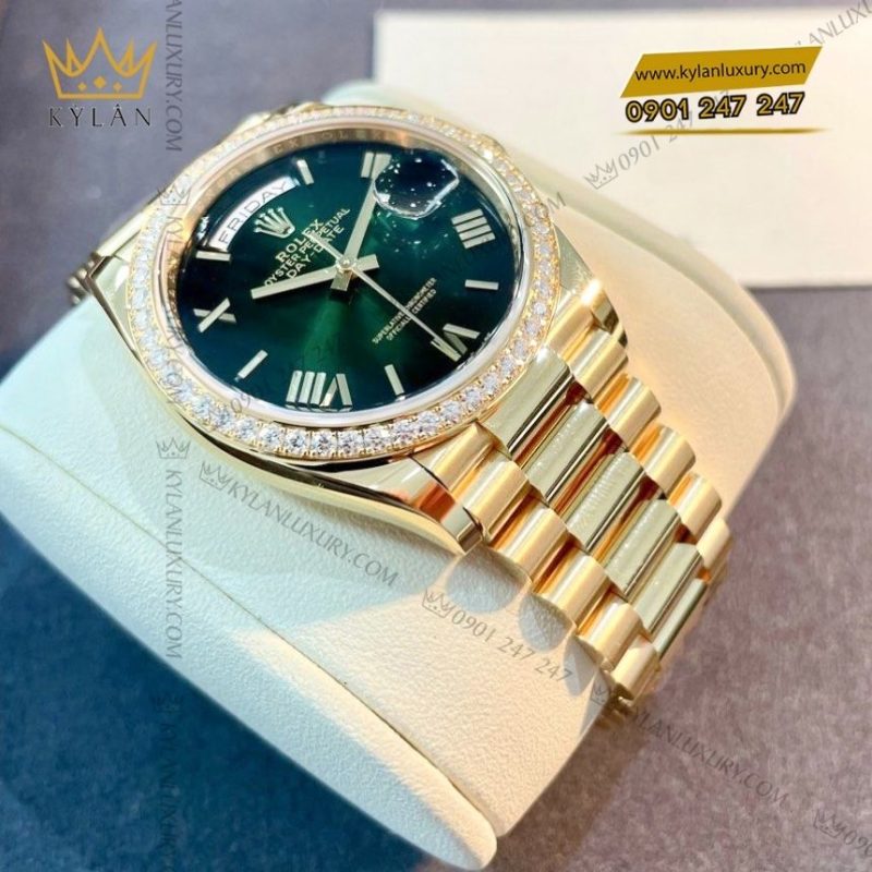 Đồng hồ Rolex Day Date 36 xanh ombre La Mã 128348RBR-0068