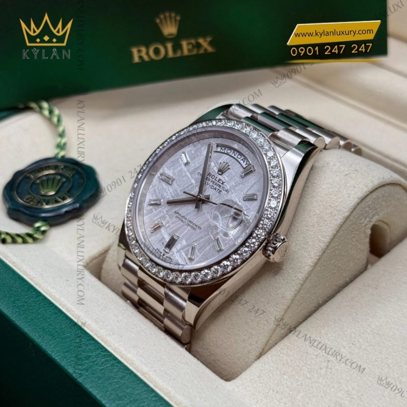 Đồng hồ Rolex Day Date 40 thiên thạch vành kim 228349RBR-0040