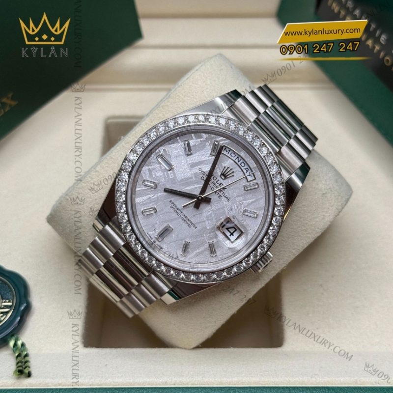 Đồng hồ Rolex Day Date 40 thiên thạch vành kim 228349RBR-0040