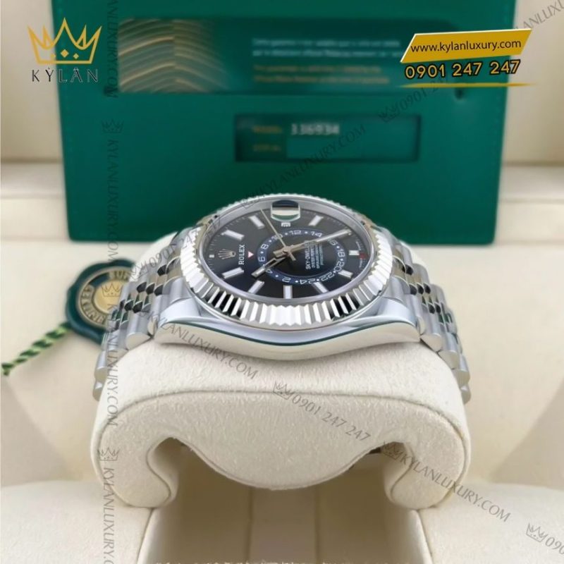 Đồng hồ Rolex Sky Dweller mặt xanh lam 336934-0006