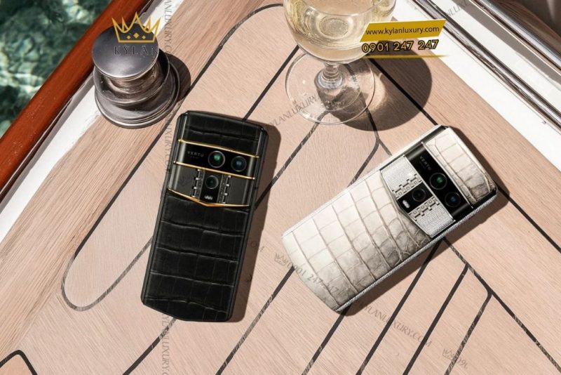 Điện thoại Vertu Agent Q Black Premium Quint Gold 1TB