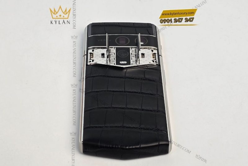 Điện thoại Vertu Agent Q Black Alligator 1TB