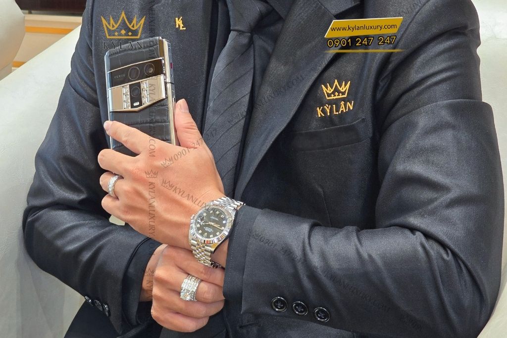Kỳ Lân Luxury vertu agent q iron black alligator 1tb 23 Điện thoại Vertu Agent Q Black Alligator 1TB