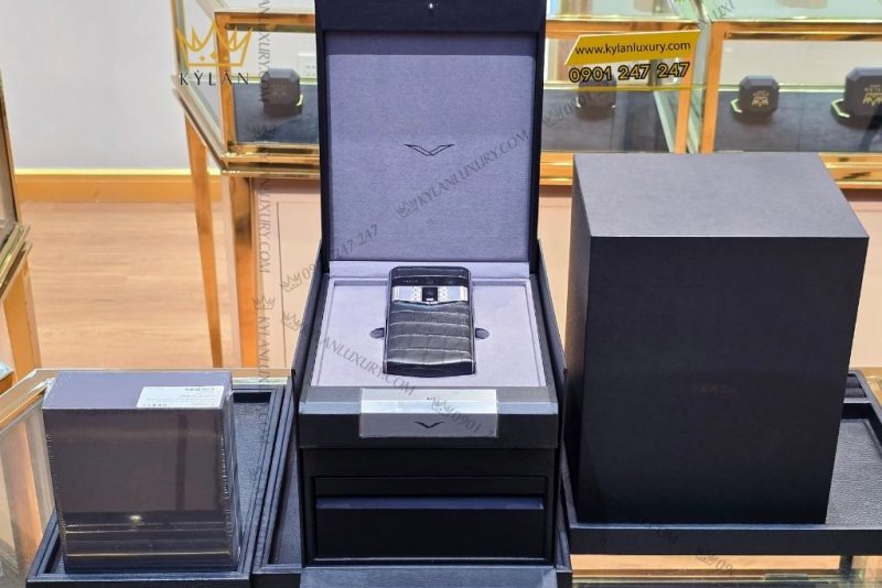Điện thoại Vertu Agent Q Black Alligator 1TB