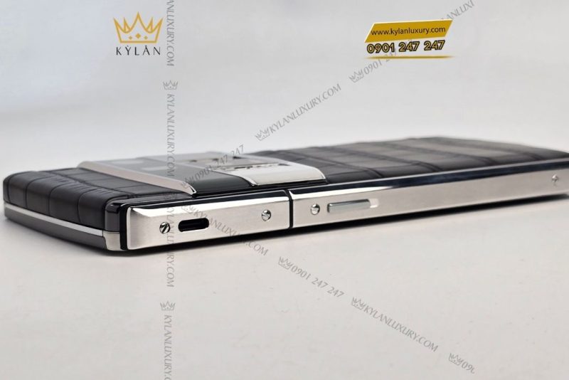 Điện thoại Vertu Agent Q Black Alligator 1TB