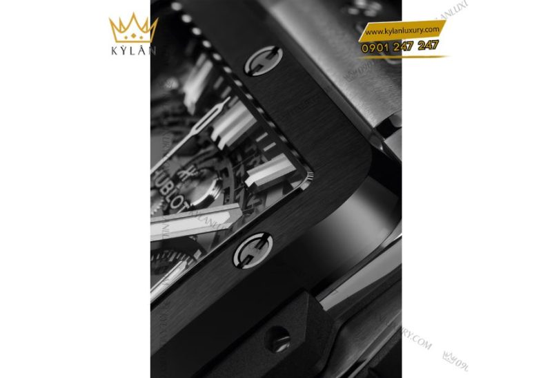 Hublot Square Bang Unico Titanium Ceramic 42mm 821.NM.0170.RX