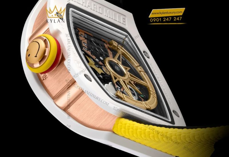 Richard Mille RM 88 Tourbillon Smiley với mặt số Smiley rực rỡ và bộ vỏ ceramic ATZ trắng kết hợp vàng đỏ