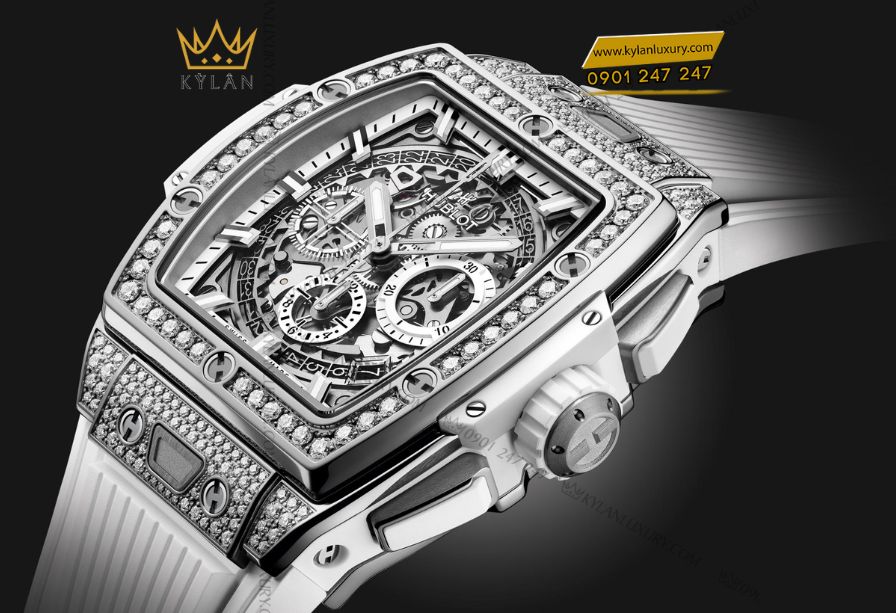 cảnh mặt số skeleton của Hublot Spirit of Big Bang Titanium White Pavé 42mm với bộ máy HUB4700