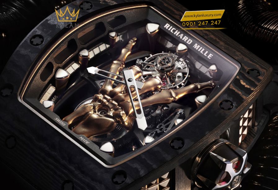Richard Mille RM 66 Flying Tourbillon với bàn tay vàng 5N nhìn trực diện
