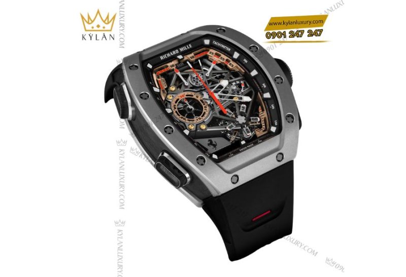 Bộ kim và núm vặn RM 43-01 do Centro Stile Ferrari thiết kế.