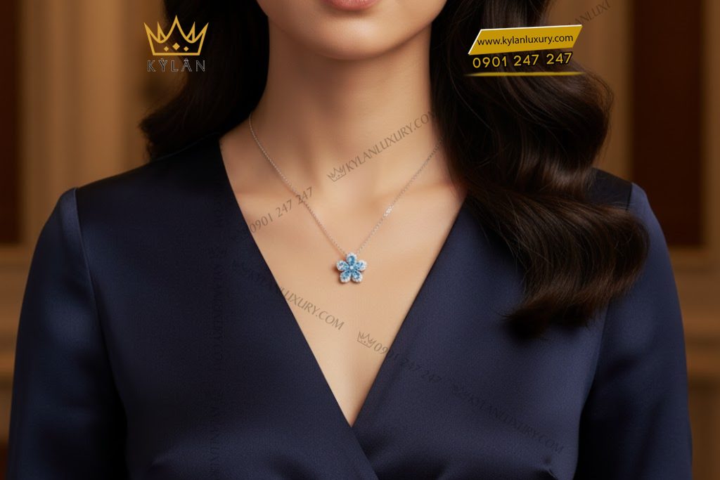 Dây chuyền bông hoa 5 cánh đính kim cương và đá topaz